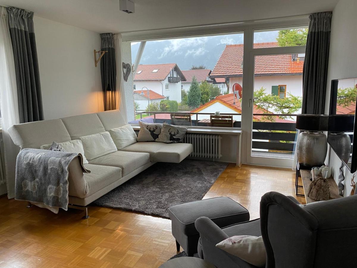 Ludwigslust - Ferienappartement Mit Bergblick Швангау Экстерьер фото